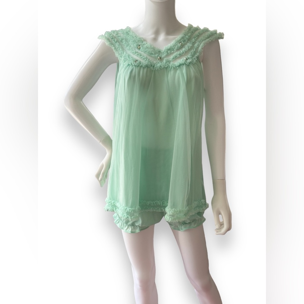 Vintage 1950s Nylon & Silk  Ruffled Baby Doll Set